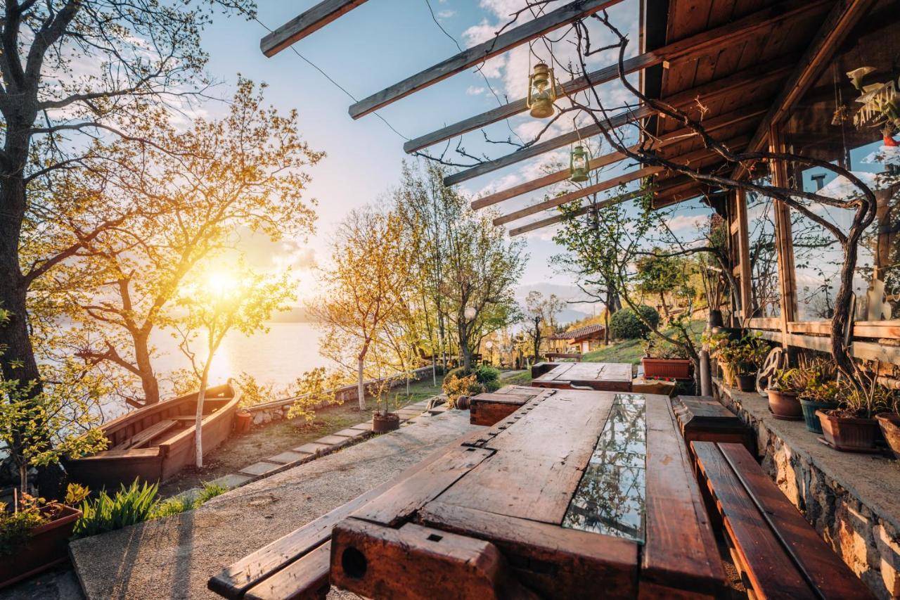 Robinson Sunset Guest House ลากาดิน ภายนอก รูปภาพ
