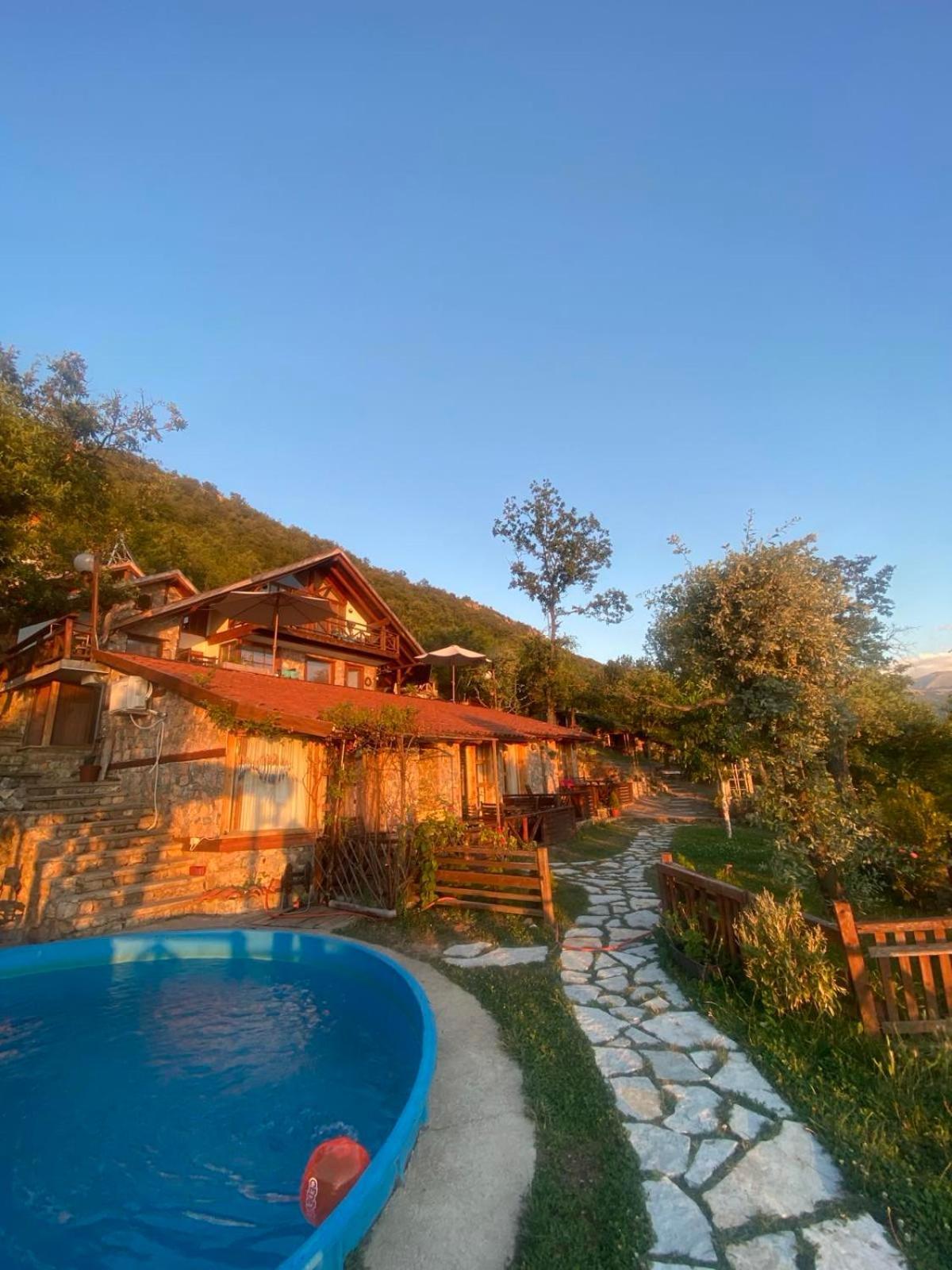 Robinson Sunset Guest House ลากาดิน ภายนอก รูปภาพ
